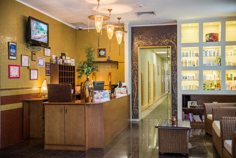 Seasons Spa Boutique Hotel Kozyn Exteriör bild